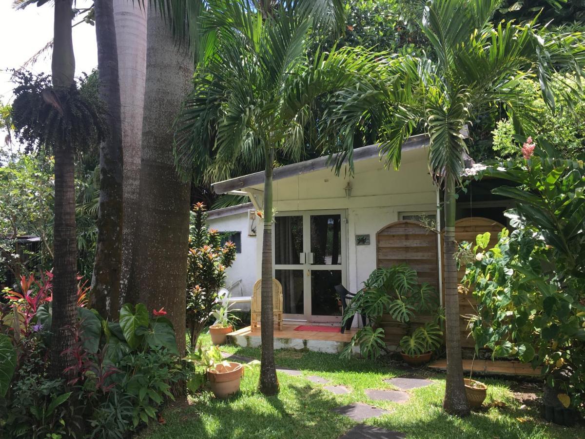 Le Medinilla Bed and Breakfast Bras-Panon Buitenkant foto